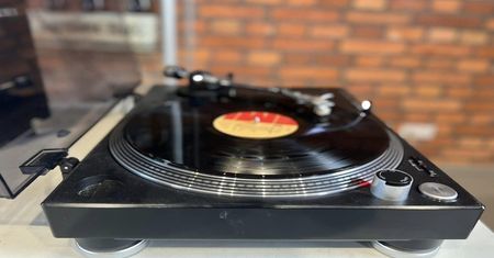 Giełda Winyli i Płyt CD