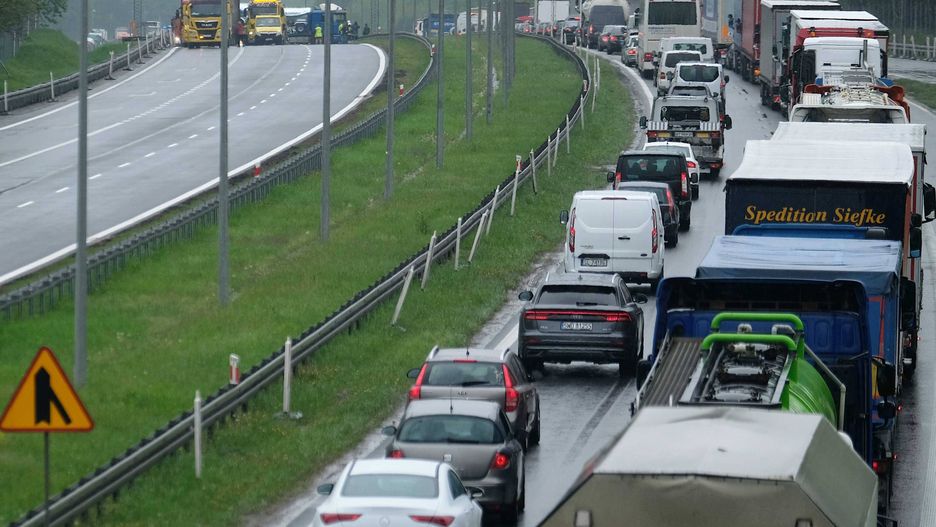 Gigantyczny korek na A4 / Zdjęcie ilustracyjne