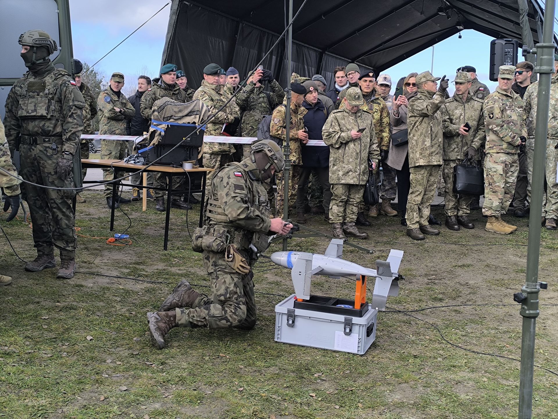 Pokaz systemu Merops na poligonie w Nowej Dębie