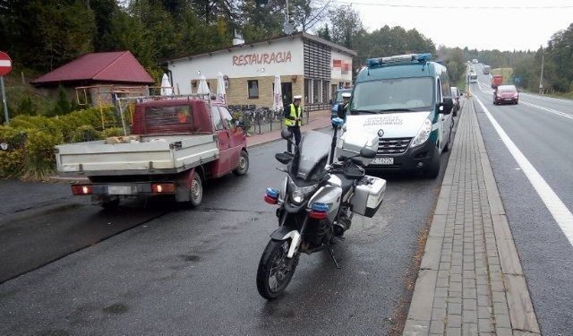 Przerażający wynik akcji "SMOG". Jeden patrol zatrzymał 22 dowody rejestracyjne