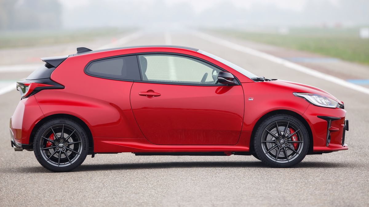 Toyota GR Yaris to prawdziwy rynkowy hit. Od ponad 2 lat od debiutu (również od zakończenia produkcji) nieprzerwanie drożeje