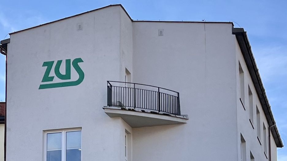 ZUS w górę