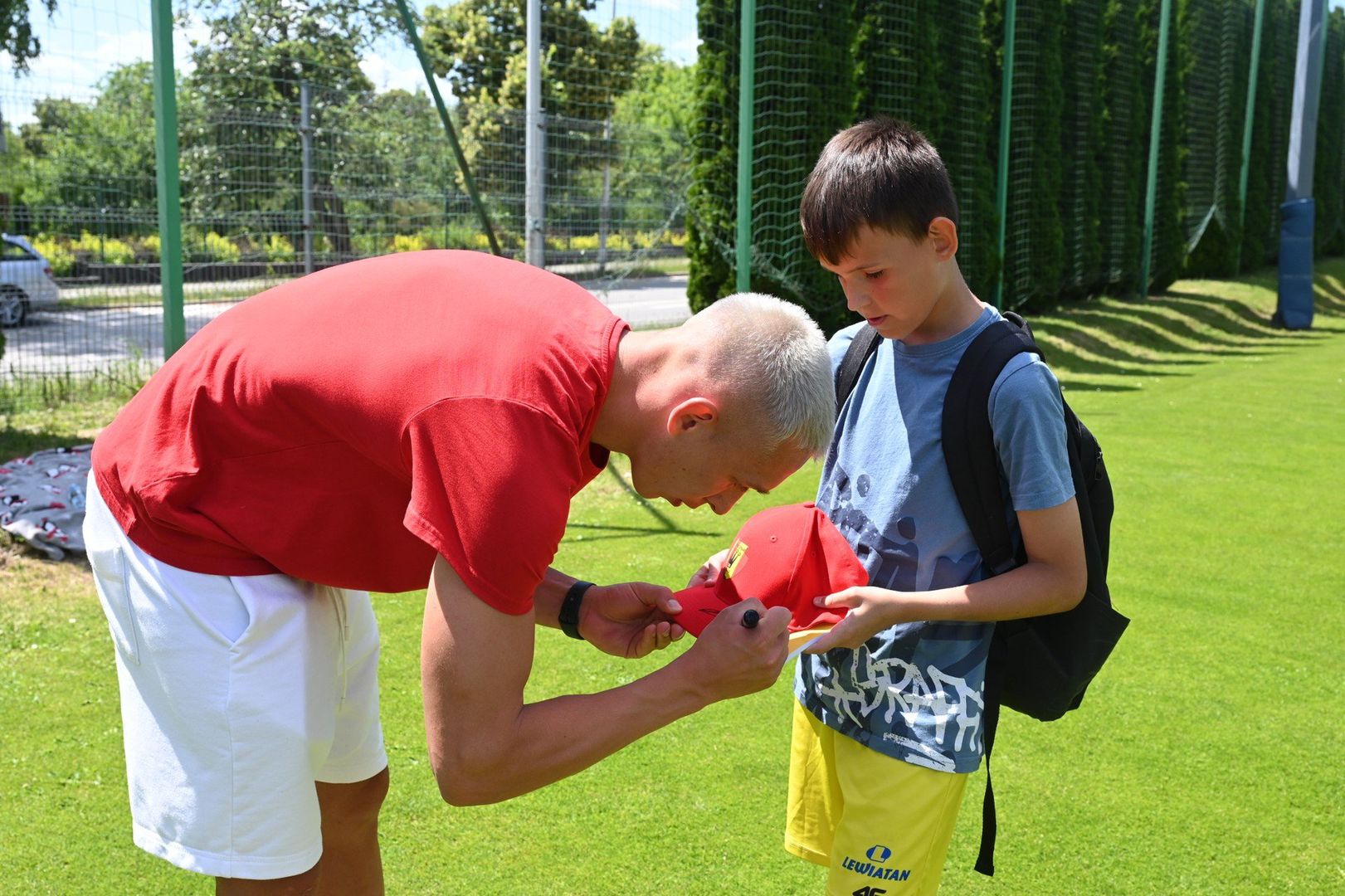 Piknik rodzinny Korony Kielce. Zawodnicy chętnie dawali autografy swoim fanom.