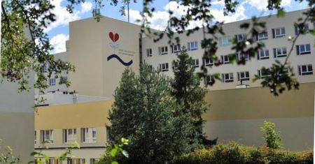 Dwoje pacjentów nie żyje. Wypadli z okien szpitala. Śledczy mają pewną teorię