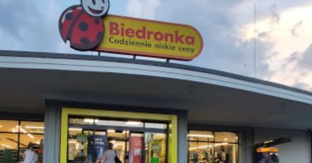 Kolejne problemy z aplikacją Moja Biedronka. Brak dostępu do promocji