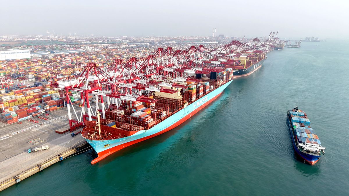 QINGDAO, CHINA - JANUARY 14, 2026 - The cargo ship is loading and unloading foreign trade containers at the Qingdao Port Automated Terminal in Shandong Province, China on January 14, 2026. (Photo credit should read CFOTO/Future Publishing via Getty Images)