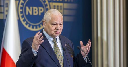 Glapińskiego inflacja nie ruszy. Dostał sowitą podwyżkę