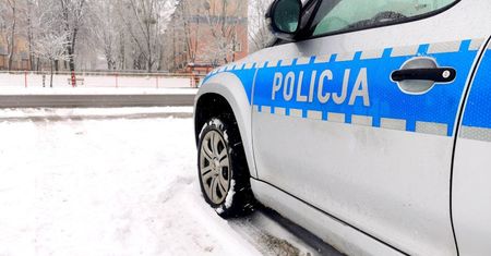 Białystok. Tragedia podczas parkowania. Nie żyje kobieta