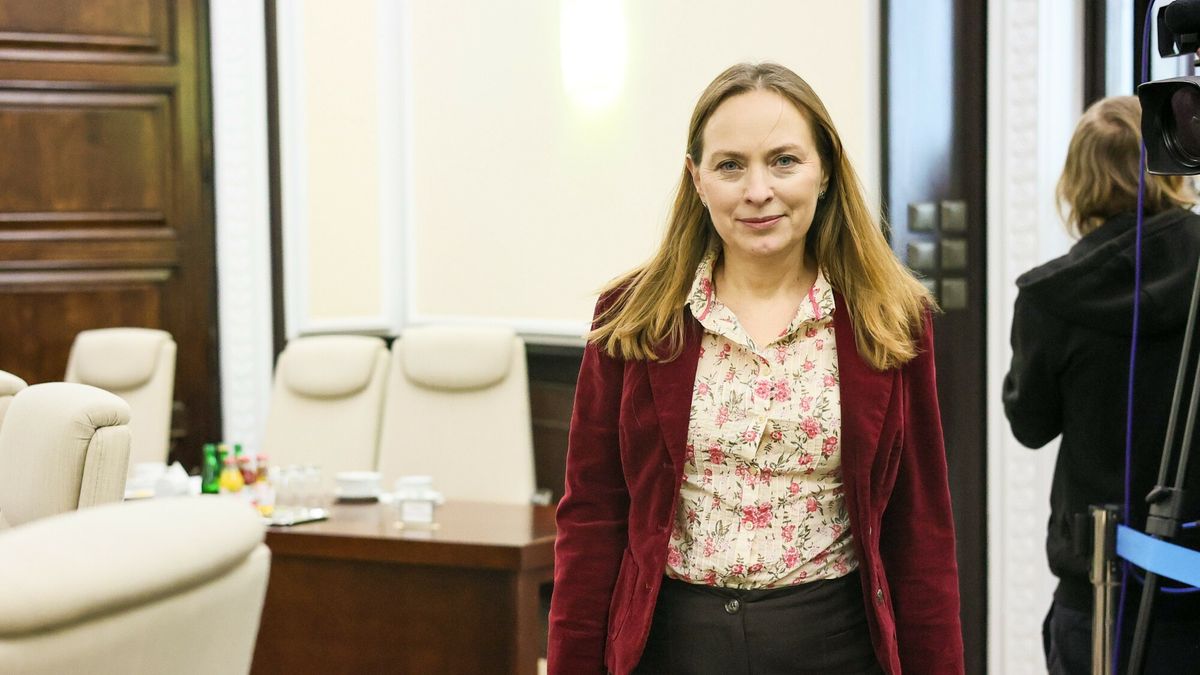 Posiedzenie rzdu (03.02)
Fot. Anita Walczewska/East News, 03.02.2026. Warszawa. KPRM. Posiedzenie rzadu Donalda Tuska.
N/z: minister funduszy regionalnych Katarzyna Pelczynska-Nalecz
Anita Walczewska