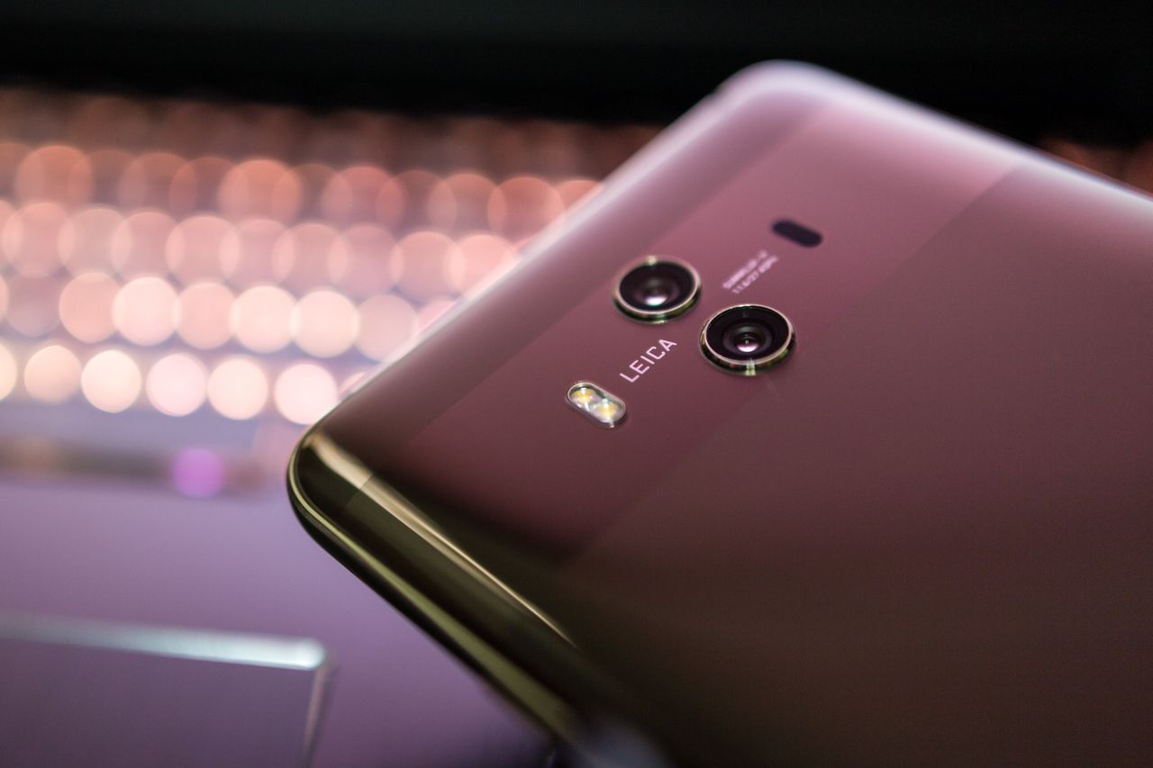 Huawei zachęca do korzystania z 50 GB pamięci w chmurze. Pierwszy miesiąc kosztuje 5 groszy