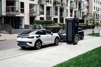 Dlaczego elektryków na drogach jest tak mało? "Jedna rzecz jest kluczowa dla sukcesu"