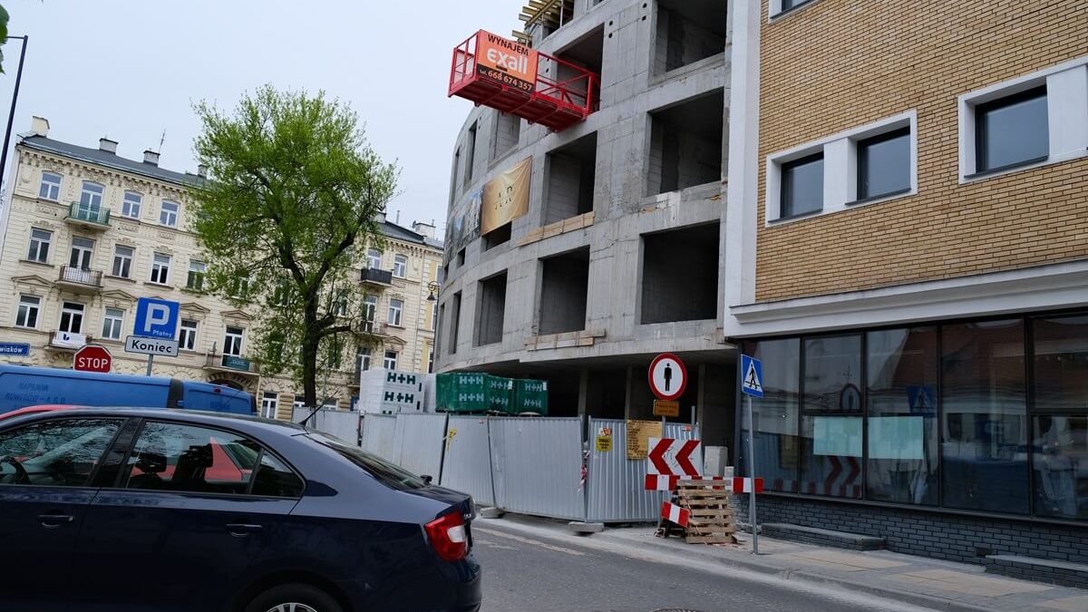 Budowa Aurum Residence przy ul. Peowiaków