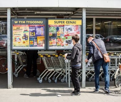 Biedronka. Promocje na piwo, soki i... arbuz za złotówkę