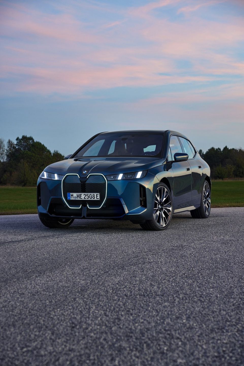 BMW iX