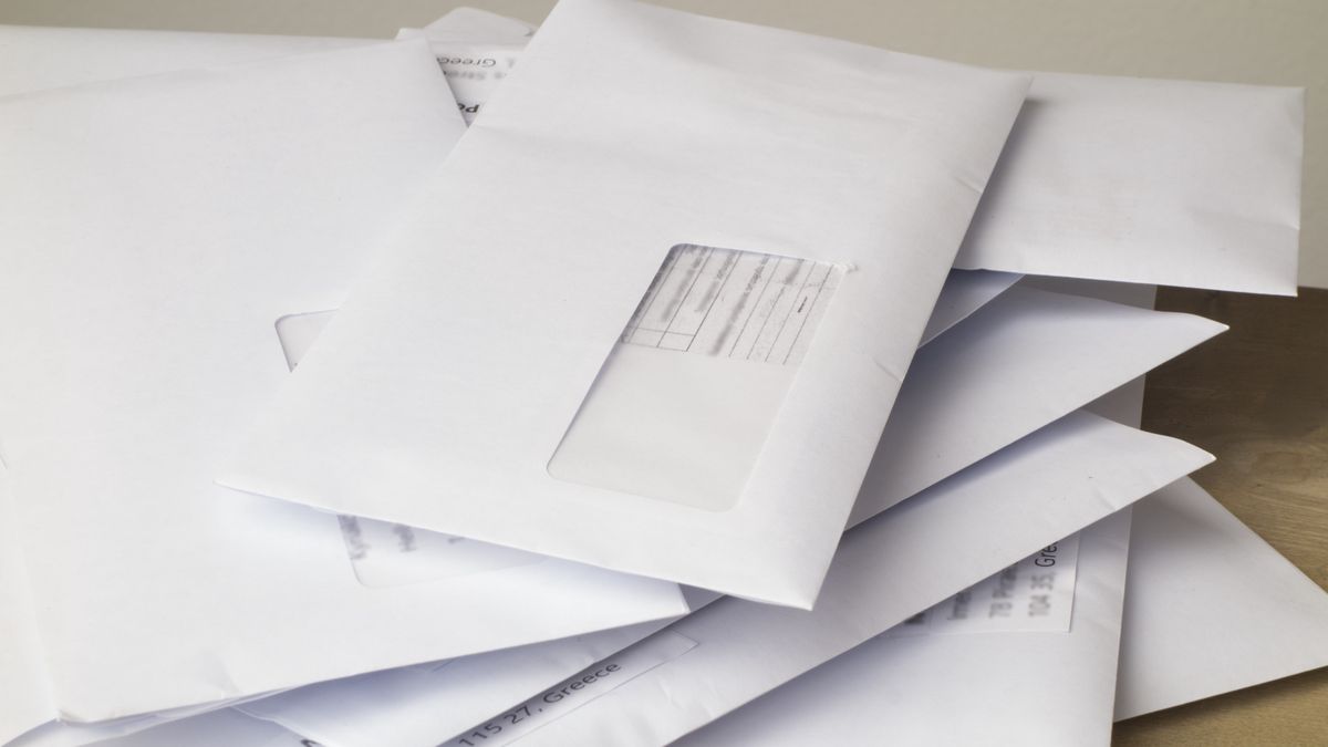 Urzędnik zapuka do drzwi z decyzją podatkową