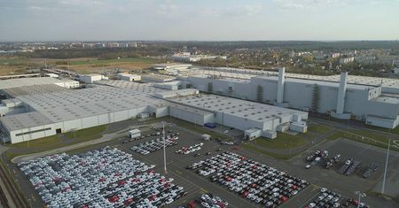 Nowa spółka już w Polsce. Będzie produkować dostawczaki i silniki