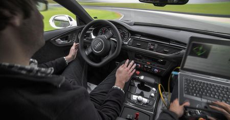 Bosch pomoże VW w rozwoju oprogramowania. Chcą wspólnie gonić Teslę