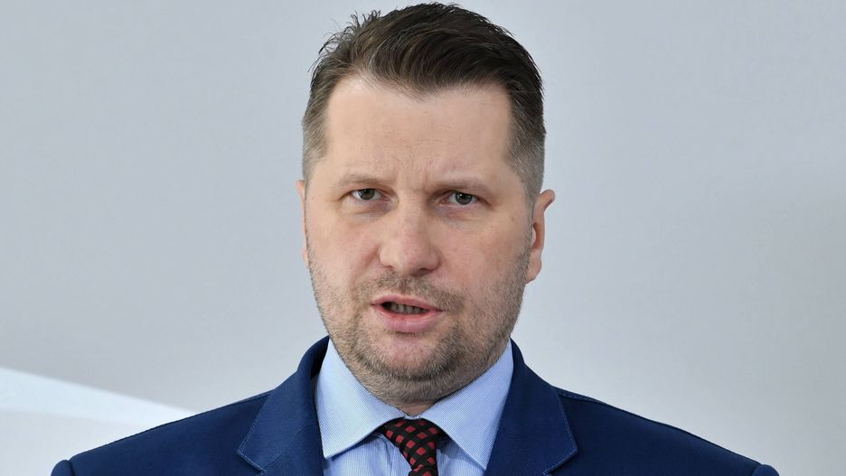 Powrót do szkól? Jeszcze nie teraz - mówi Przemysław Czarnek