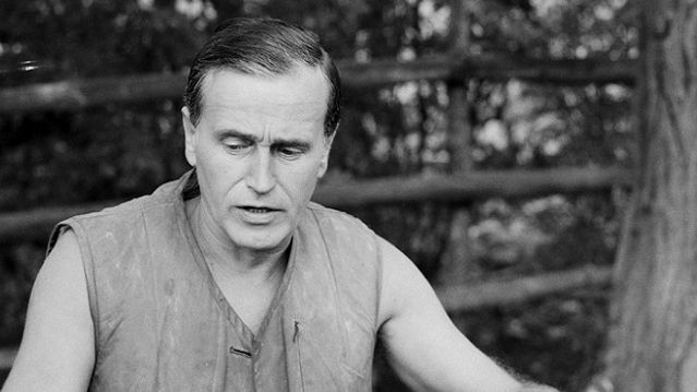 Jan Nowicki