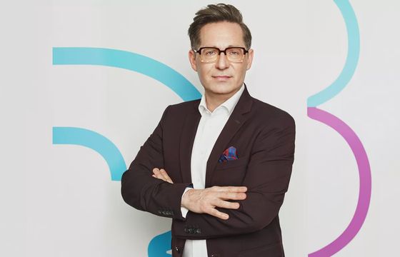 Duże zmiany w dziale reklamy Burda Media Polska. Po 20 lat odchodzi Michał Helman