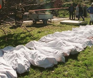 Popełnili masowe samobójstwo. Niektórzy chcieli przerwać okrutny rytuał