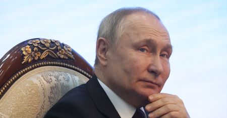 Putin ogłasza "triumf". Kpin po mowie nie brakuje