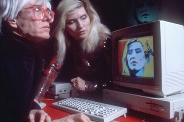 Andy Warhol i Debbie Harry przed Amigą 1000
