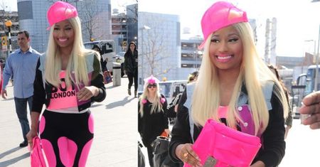 "BUTY DNIA": Różowa Nicki Minaj w Londynie... (FOTO)