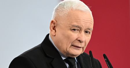 W PiS boją się przesłuchania Kaczyńskiego. "Może nie utrzymać nerwów na wodzy"