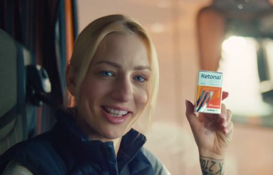 Ketonal Active ze spotem w reżyserii Jana Komasy (wideo)