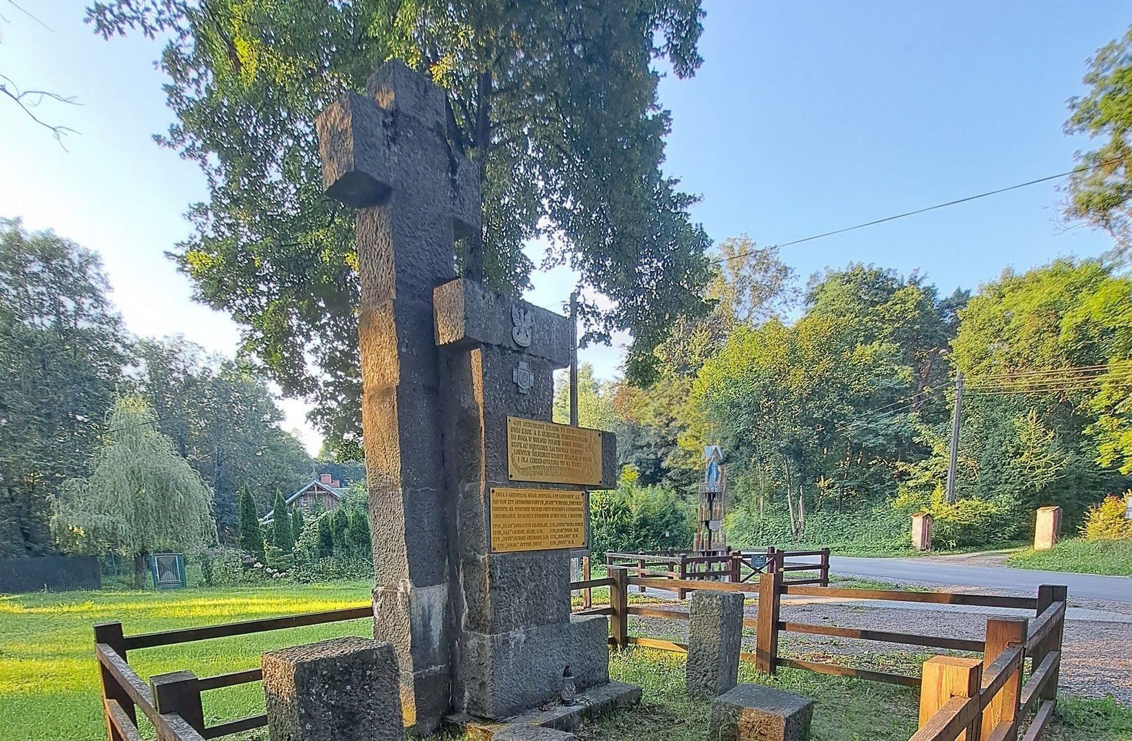 Jednym z punktów na trasie będzie miejsce pamięci w Furmanowie