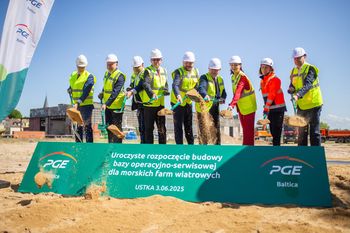 W Ustce powstanie zaplecze techniczne do obsługi morskich farm wiatrowych. Rozpoczęła się budowa bazy operacyjno-serwisowej [ZDJĘCIA]
