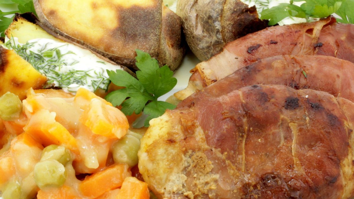 Rolowane kotlety schabowe to idealny pomysł na obiad dla całej rodziny 