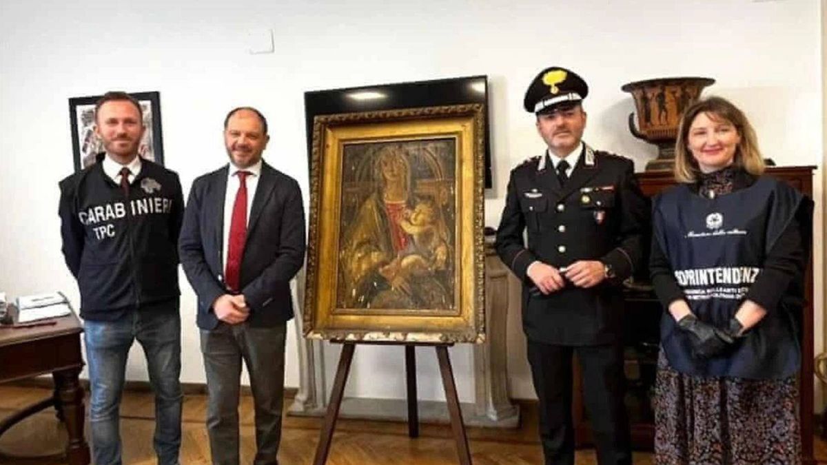 Obraz Sandro Botticellego "Madonna z dzieciątkiem" odzyskany przez policję po ponad 50 latach