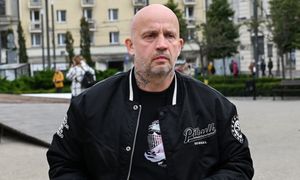 Peja pod Trybunałem Konstytucyjnym. Pokazał zdjęcie z gorącej nocy