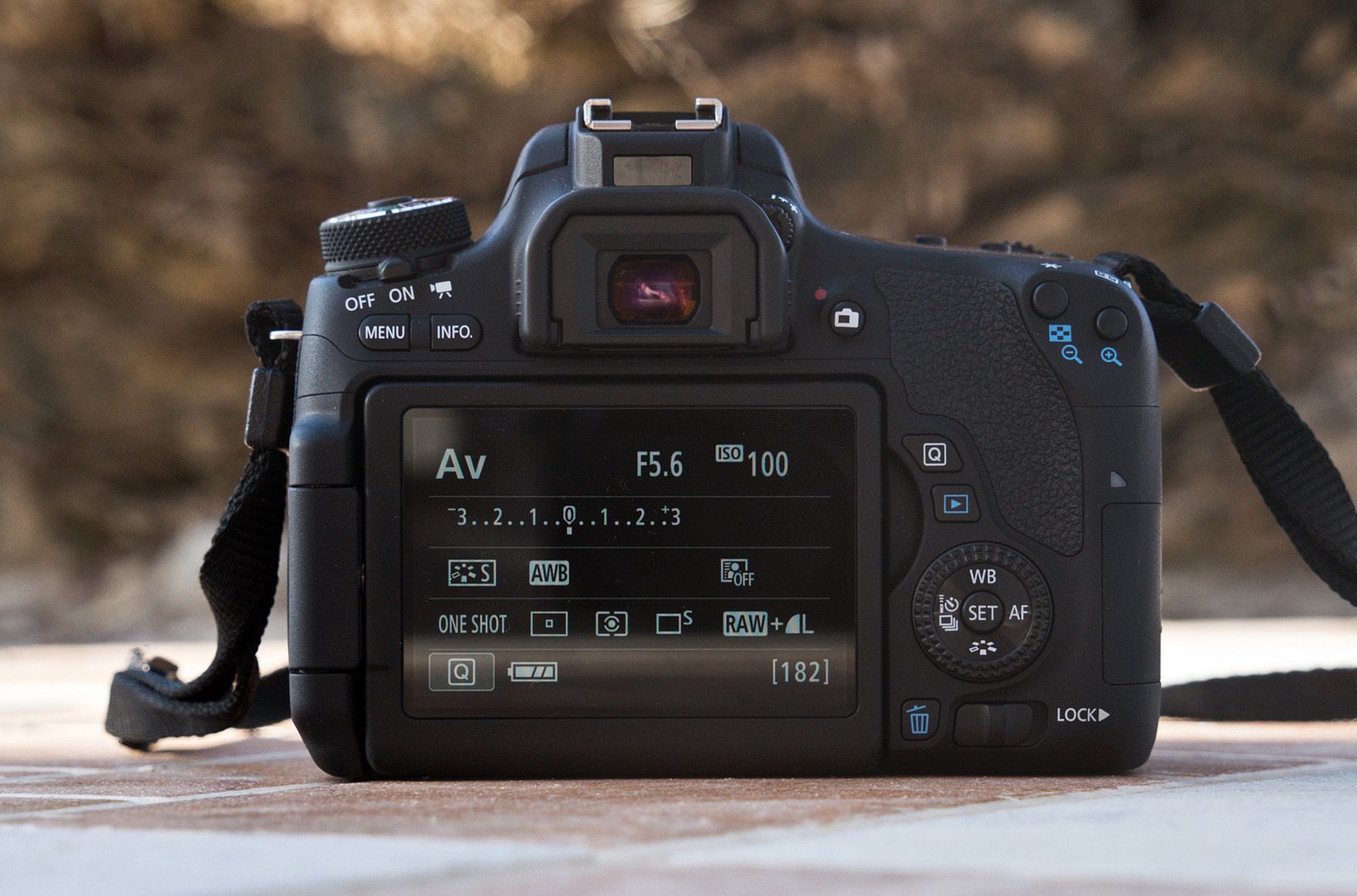 Canon EOS 760D - mały, lekki, sympatyczny [test] 3