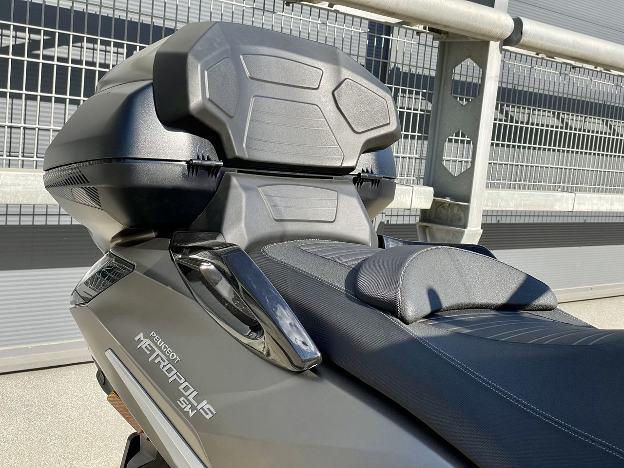 Peugeot Metropolis 400