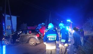 Koszmar. Cofający samochód najechał na mężczyznę. Nie żyje 59-latek