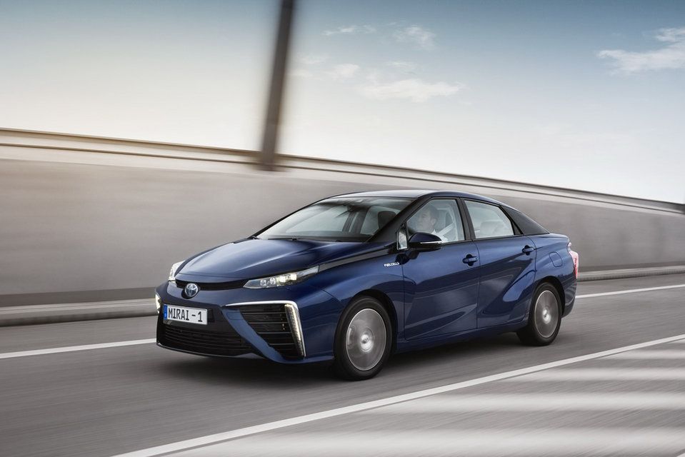Toyota Mirai - samochód na ogniwa paliwowe