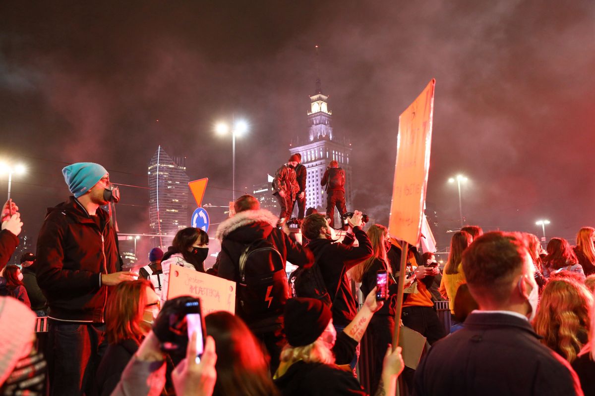 Strajk kobiet. Bruksela reaguje na protesty w Polsce, premier Mateusz Morawiecki dostanie list