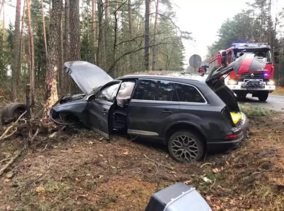 Policja szuka mężczyzny, który śmiertelnie potrącił pracownika służb drogowych (Foto: Twitter/Remiza.pl, PSP Polkowice)