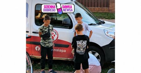 Dwaj mali bohaterowie. Pomogli bez zawahania. "Brawo za serce!"