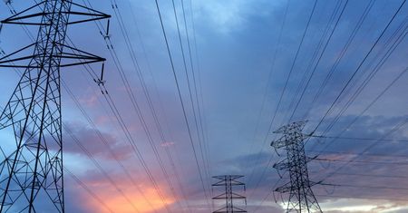 Przełom w energetyce? Rozwiązaniem ma być niezwykła ciecz