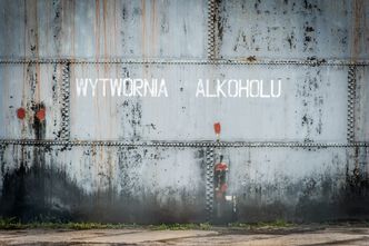 Fabryka alkoholu upada po blisko 80 latach. Kolejne zwolnienia grupowe w Polsce
