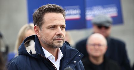 "Krok, po kroku". Trzaskowski prosi o cierpliwość ws. programu