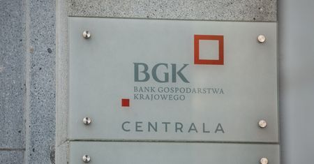 BGK zaoferuje i 10- i 13-letnie obligacje na przetargu w środę