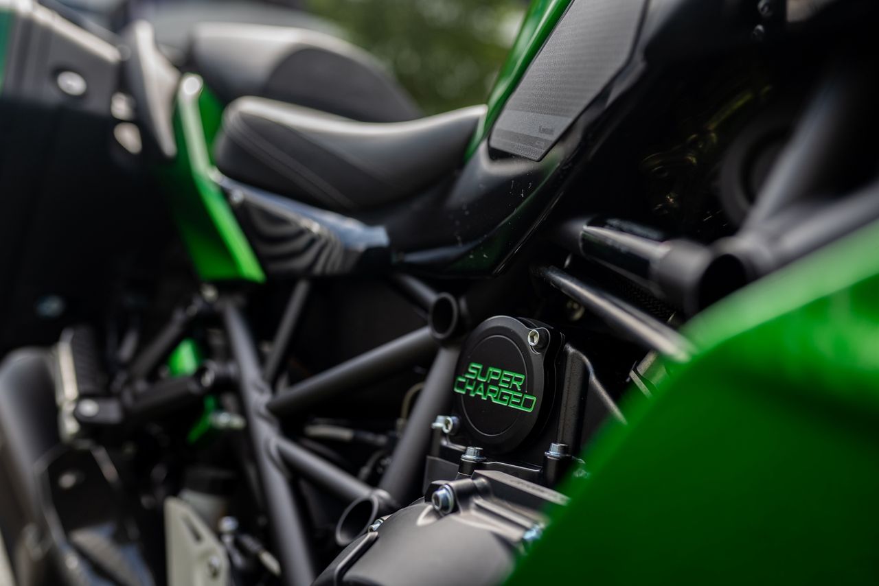 Kawasaki Ninja H2 SX