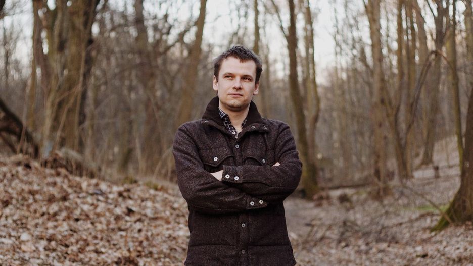 Maciej Roszkowski, psychoterapeuta, mówi o żałobie po COVID-19