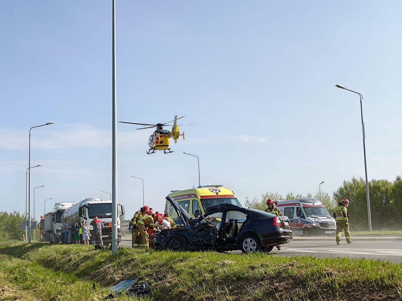 Dzieci jechały na wycieczkę. Autobus zderzył się z osobówką