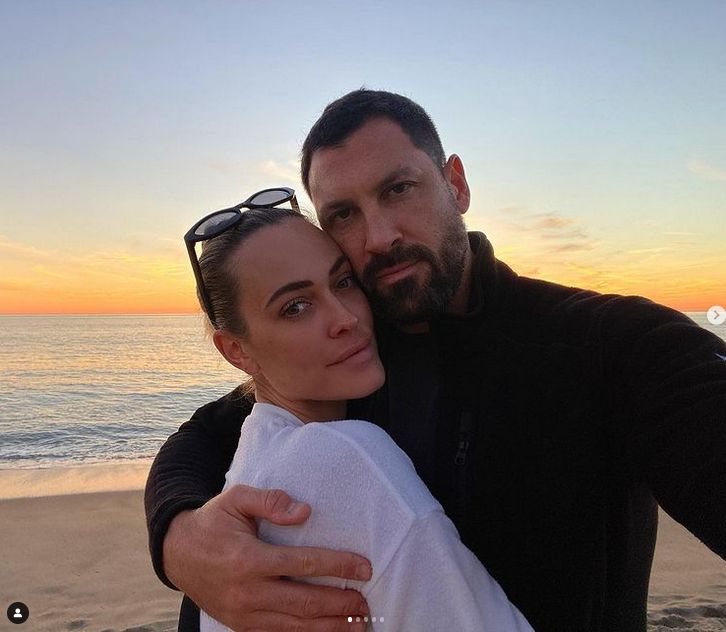 Maksim Chmerkovskiy z żoną Petą Murgatroyd i synkiem